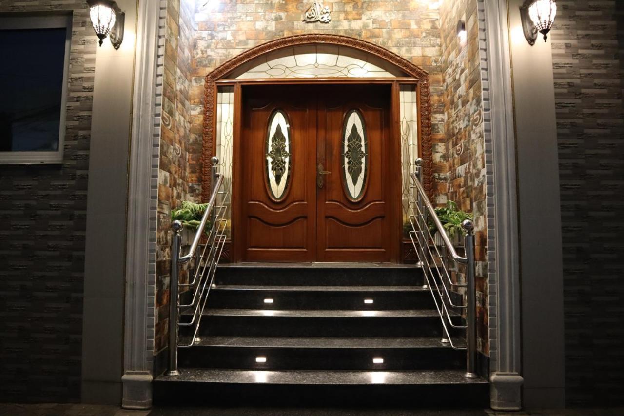 Hayyat Luxury Hotel Suites Lahore Exterior photo